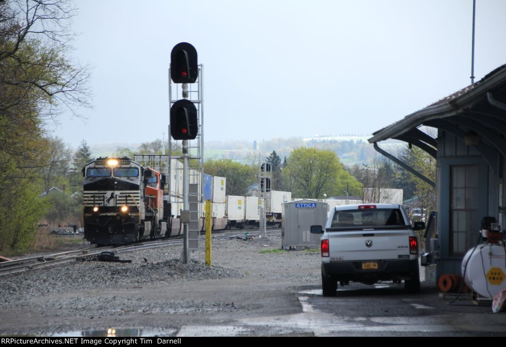 NS 9758 leads NS 265